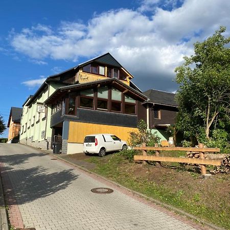 Ruhige Ferienwohnung Dreihansen Lößnitz エクステリア 写真